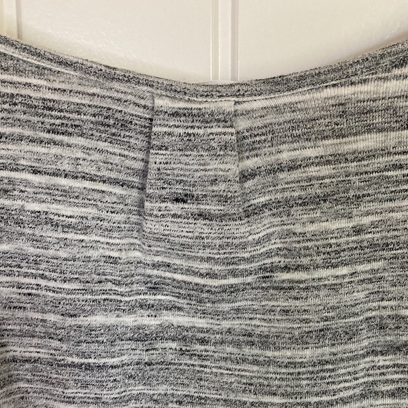 Athleta Womens Tank Top L Heathered Grey Athletic Athleisure Activewear - Picture 5 of 7